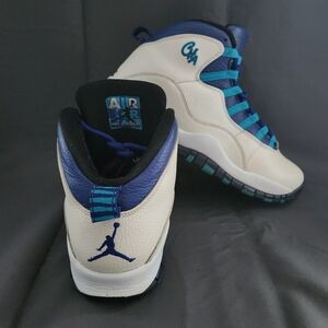 Mens 2016 Jordan 10 Size 9 Charlotte Hornets Sneakers Used